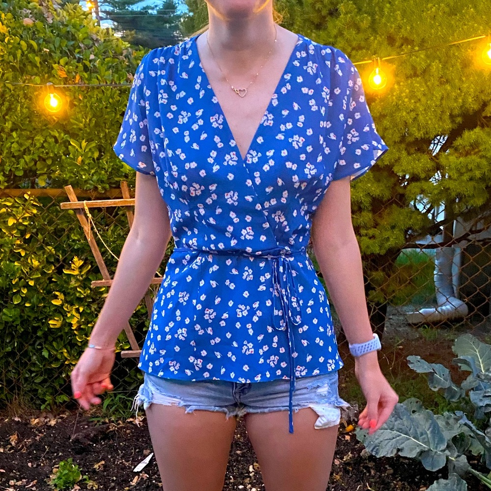 VERY LIGHLY WORN, French Connection blouse